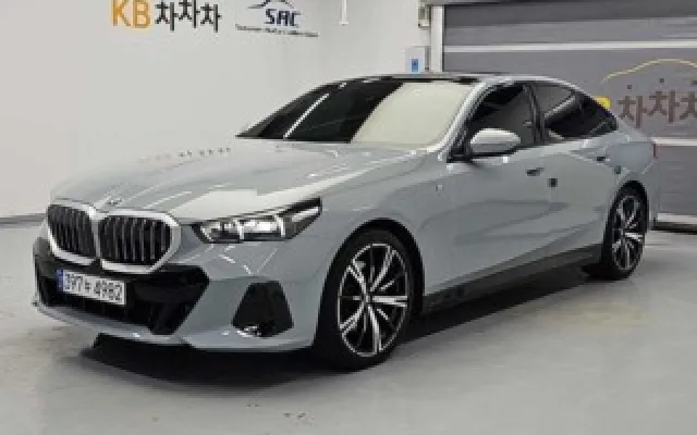 엑티언하이브리드 중고차 5시리즈 (G60) 530i xDrive 매물 사진 3 - 2024/02 50,721km