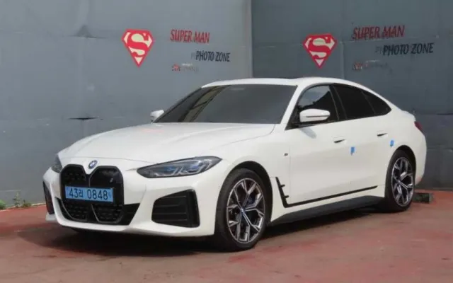 엑티언하이브리드 중고차 i4 eDrive 40 매물 사진 8 - 2023/02 99,600km
